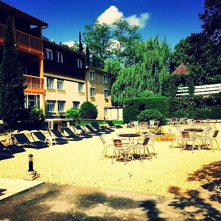 De La Petite Reine Hotel