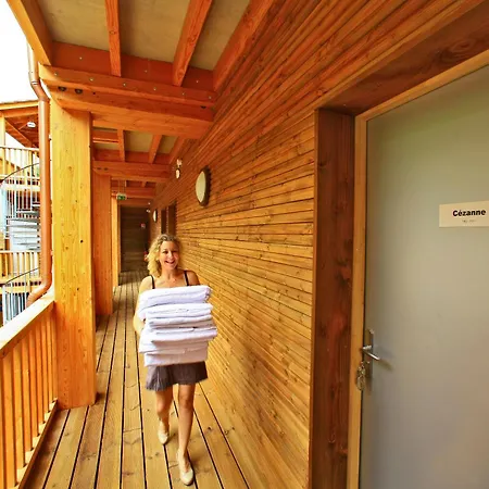 Szálloda De La Petite Reine